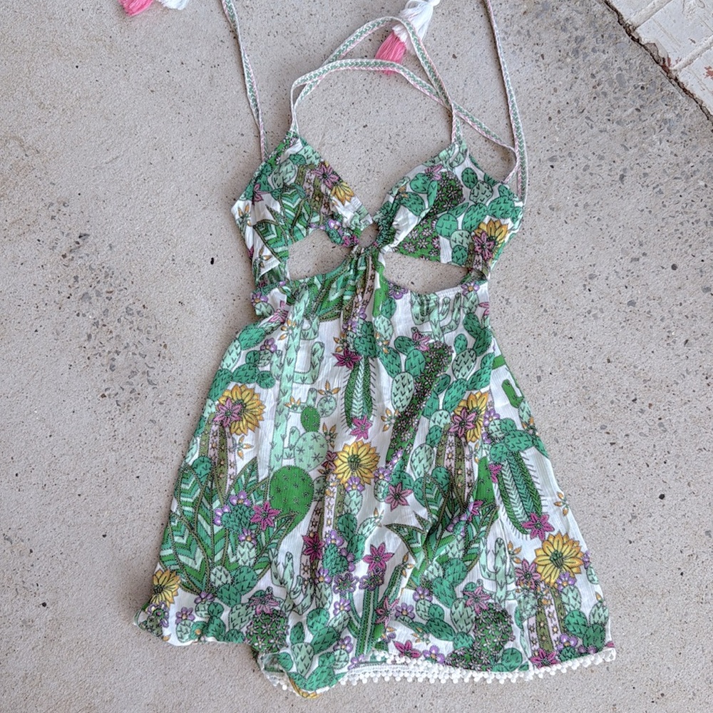 Trina Turk Cacti Cut-Out Dress with Tasseled Ties Size Medium - Picture 7 of 12
